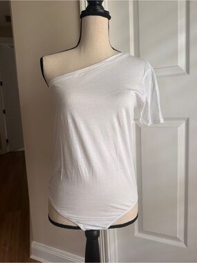 Clique Women’s White One-Shoulder Bodysuit - Sleek Asymmetric Style